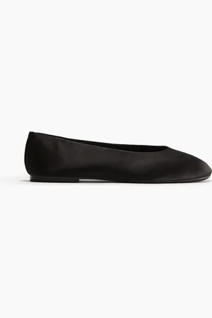 H&M Satijnen ballerina‘s