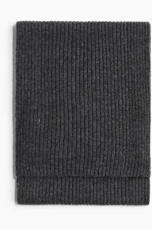 H&M Ribgebreide sjaal
