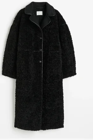 H&M Teddy mantel