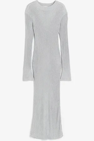 H&M Glinsterende ribgebreide jurk