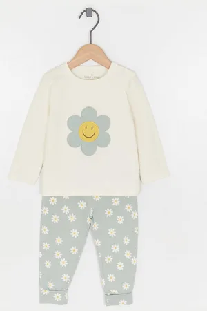 Cuddles and Smiles Pyjama Met Bloemenprint