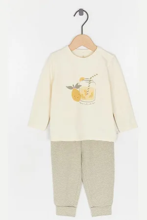 Cuddles and Smiles Pyjama Met Print