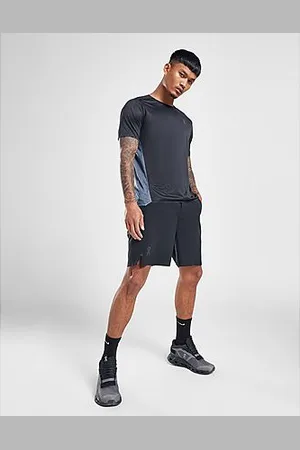 On Running Hybrid Shorts