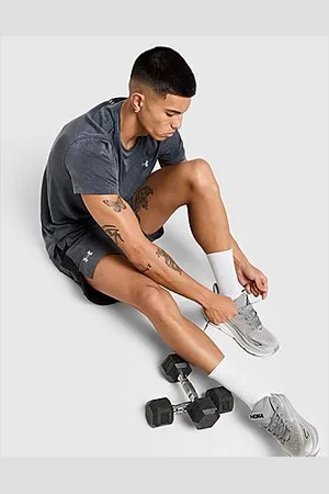 Under Armour Launch Heather 7" Shorts