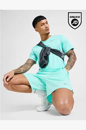 Nike Challenger Shorts