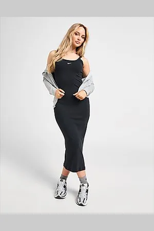 Nike Chill Knit Ribbed Dress