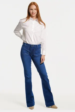 Wrangler Flare dark wash