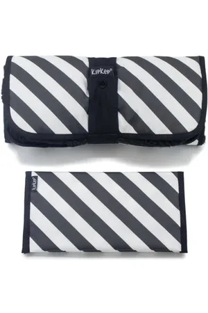KipKep Napper verschoningsmatje + luieretui Black Stripes Verschoonmatje Zwart