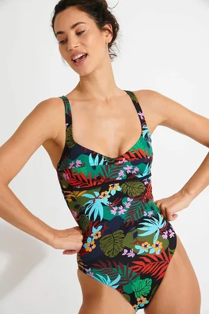Banana Moon Badpak Leonore Kalao