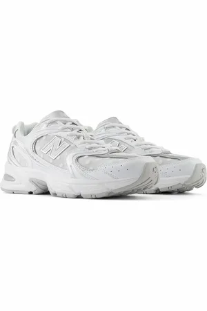 New Balance Sneakers U530