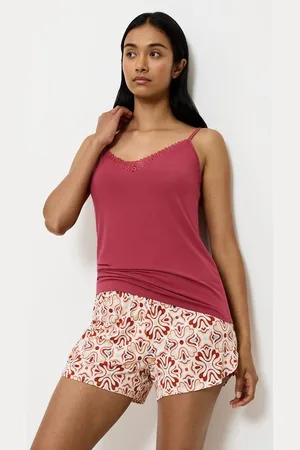 Triumph Short in modal Aura Spotlight