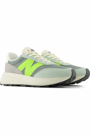 New Balance Sneakers U370