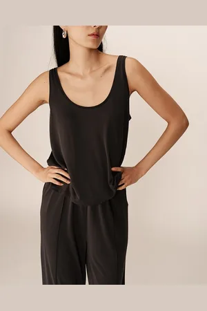 Grace & Mila Tanktop in model PIE