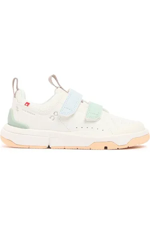 On Running The Roger Sneakers