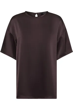 A.Emery Bristowe T-shirt