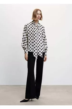 MANGO Dames Blouses - Gestippelde blouse met strik