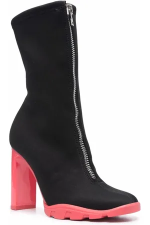 Alexander McQueen Schoenen, Dames, Zwart, 40 EU, Zwarte en koraalroze enkellaarsjes met rits