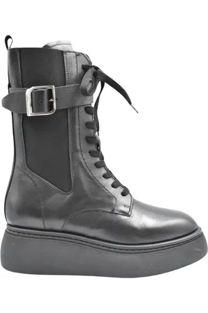 Janet&Janet Schoenen, Dames, Zwart, 38 EU, Leer, Zwarte platte schoenen voor dames
