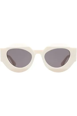 KUBORAUM Accessoires, Dames, Wit, ONE Size, Gedurfde Ronde Zonnebril - Krijtwit