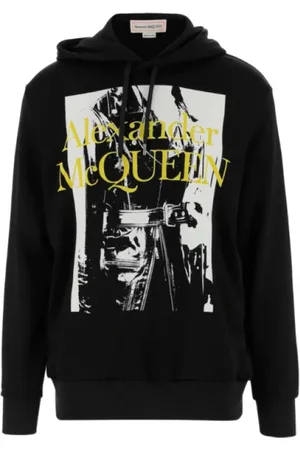 Alexander McQueen Sweatshirts & Hoodies, Heren, Zwart, S, Katoen, Zwarte Hoodie met Geel Logo