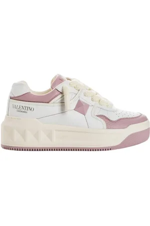 VALENTINO Schoenen, Dames, Wit, 39 EU, Leer, Tijdloze elegantie: One Stud XL schoenen