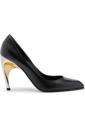 Alexander McQueen Schoenen, Dames, Zwart, 40 EU, Leer, Zwarte puntige neus stiletto hak