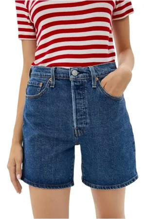 Levi