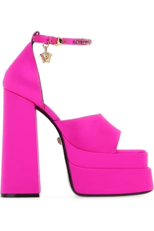 VERSACE Schoenen, Dames, Roze, 38 1/2 EU, Satijn, Fuchsia Satijnen Aevitas Sandalen