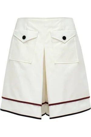 MVP Wardrobe Korte broeken, Dames, Wit, S, Katoen, Hoge Taille Geplooide Shorts met Zakken