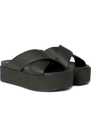 Calvin Klein Schoenen, Dames, Zwart, 38 EU, Zwarte Cross Flatform Slippers