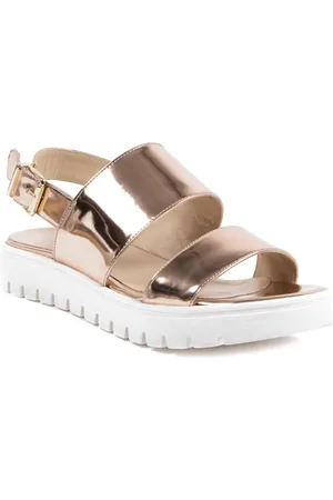 DEE OCLEPPO Schoenen, Dames, Geel, 39 EU, Leer, Gouden Metallic Leren Sandalen 3cm Hak