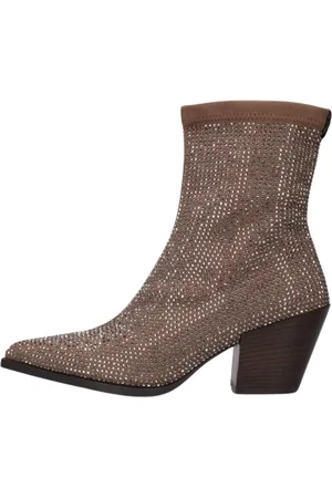 Pedro Miralles Schoenen, Dames, , 39 EU, Suède, Taupe Suède Enkellaarzen met Zilveren Studs