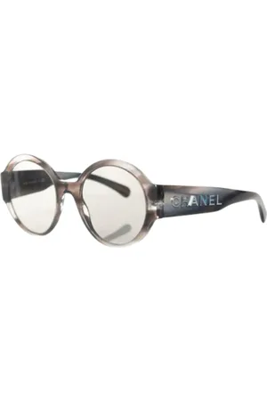CHANEL Pre-owned, Dames, Grijs, ONE Size, Pre-owned Plastic sunglasses