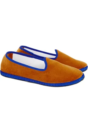 Gallo Schoenen, Dames, Oranje, 37 EU, Oranje Velvet Schoenen met Contrasterende Details