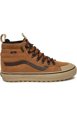 Vans Schoenen, Heren, Bruin, 43 EU, Suède, Waterdichte Sk 8-Hi Sneakers voor Avontuur