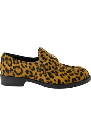 Prada Schoenen, Dames, Bruin, 40 EU, Luipaardfluwelen loafers