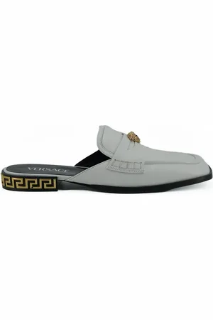 VERSACE Schoenen, Dames, Wit, 37 EU, Leer, Gouden Medusa Leren Muiltjes Witte Schoenen