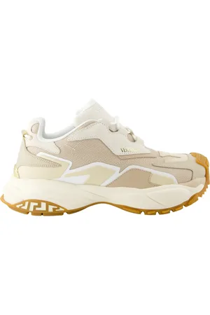 VERSACE Schoenen, Heren, Veelkleurig, 40 EU, Leer, Moderne Beige Leren Manden