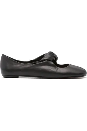 Alexander McQueen Schoenen, Dames, Zwart, 36 EU, Leer, Zwarte Sneakers voor Modieuze Vrouwen
