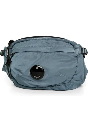 C.P. Company Tassen, Heren, Blauw, ONE Size, Nylon, Nylon Crossbody Tas met Anti-Drop Behandeling