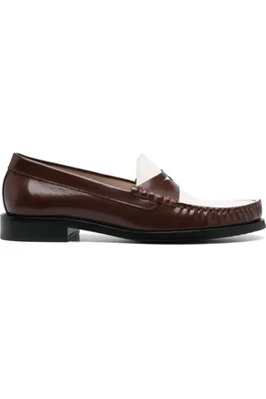 Stuart Weitzman Schoenen, Dames, Bruin, 37 EU, Leer, Klassieke Loafer Schoen