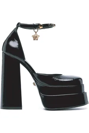 VERSACE Schoenen, Dames, Zwart, 38 1/2 EU, Leer, Leren Plateau Sandalen met Medusa Hoofd