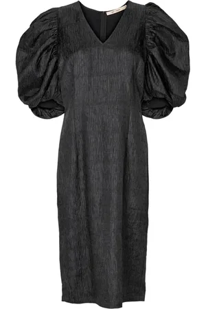 RUE de FEMME Kleedjes, Dames, Zwart, S, Elegante Zwarte Lyric Jurk met V-Hals