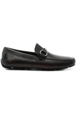 Salvatore Ferragamo Schoenen, Heren, Bruin, 41 1/2 EU, Gancini-ornament loafers