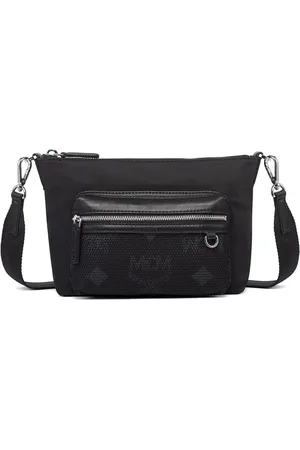 MCM Tassen, Dames, Zwart, ONE Size, Nylon, Aren schoudertas gemaakt van gerecycled nylon