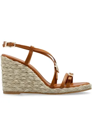 Stuart Weitzman Schoenen, Dames, Bruin, 36 1/2 EU, Leer, Wig sandalen Georgie
