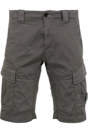 C.P. Company Korte broeken, Heren, Grijs, 2Xl, Katoen, Cargo Stretch Shorts met Iconische Lens