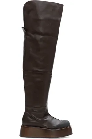 Bally Schoenen, Dames, Bruin, 36 EU, Leer, Stijlvolle Irenneu 804 Enkellaarsjes