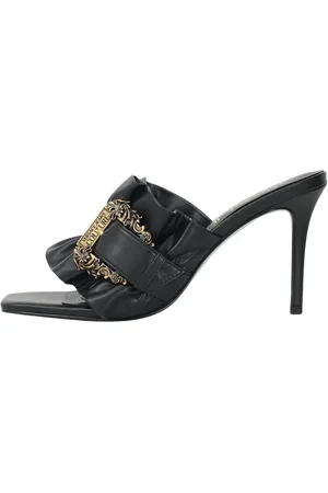 VERSACE Schoenen, Dames, Zwart, 37 EU, Zwarte sandalen met Barok gesp