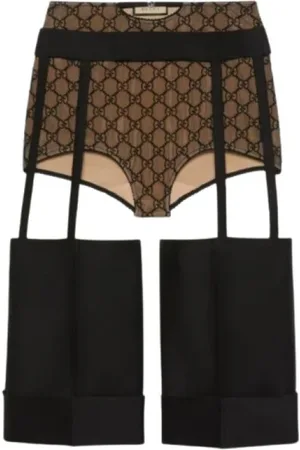 Gucci Rokken, Dames, Zwart, M, Wol, Wollen Zijden Short met Uitsparingen